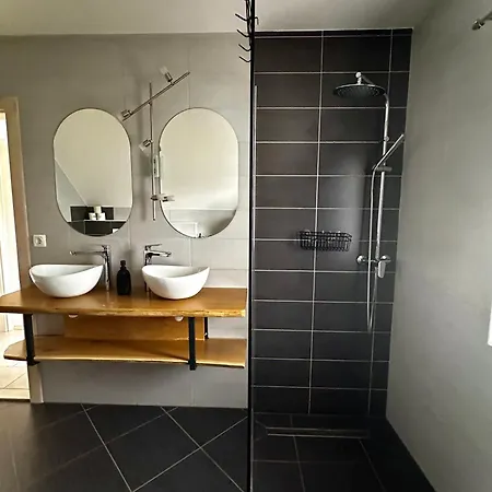 Hisa Sreco * Begunje na Gorenjskem