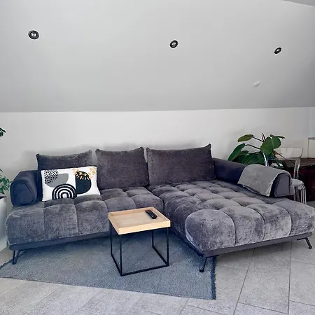 Hisa Sreco Begunje na Gorenjskem