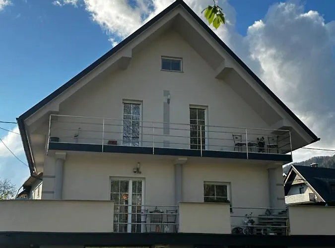 Apartma Hisa Sreco Begunje na Gorenjskem