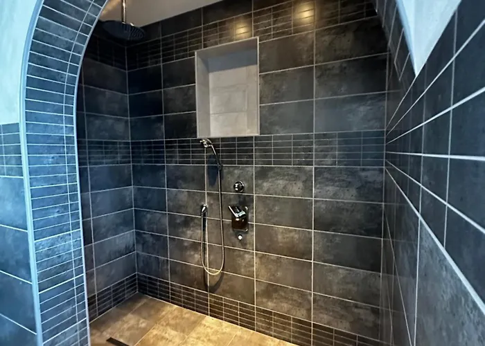 Hisa Sreco דירה *